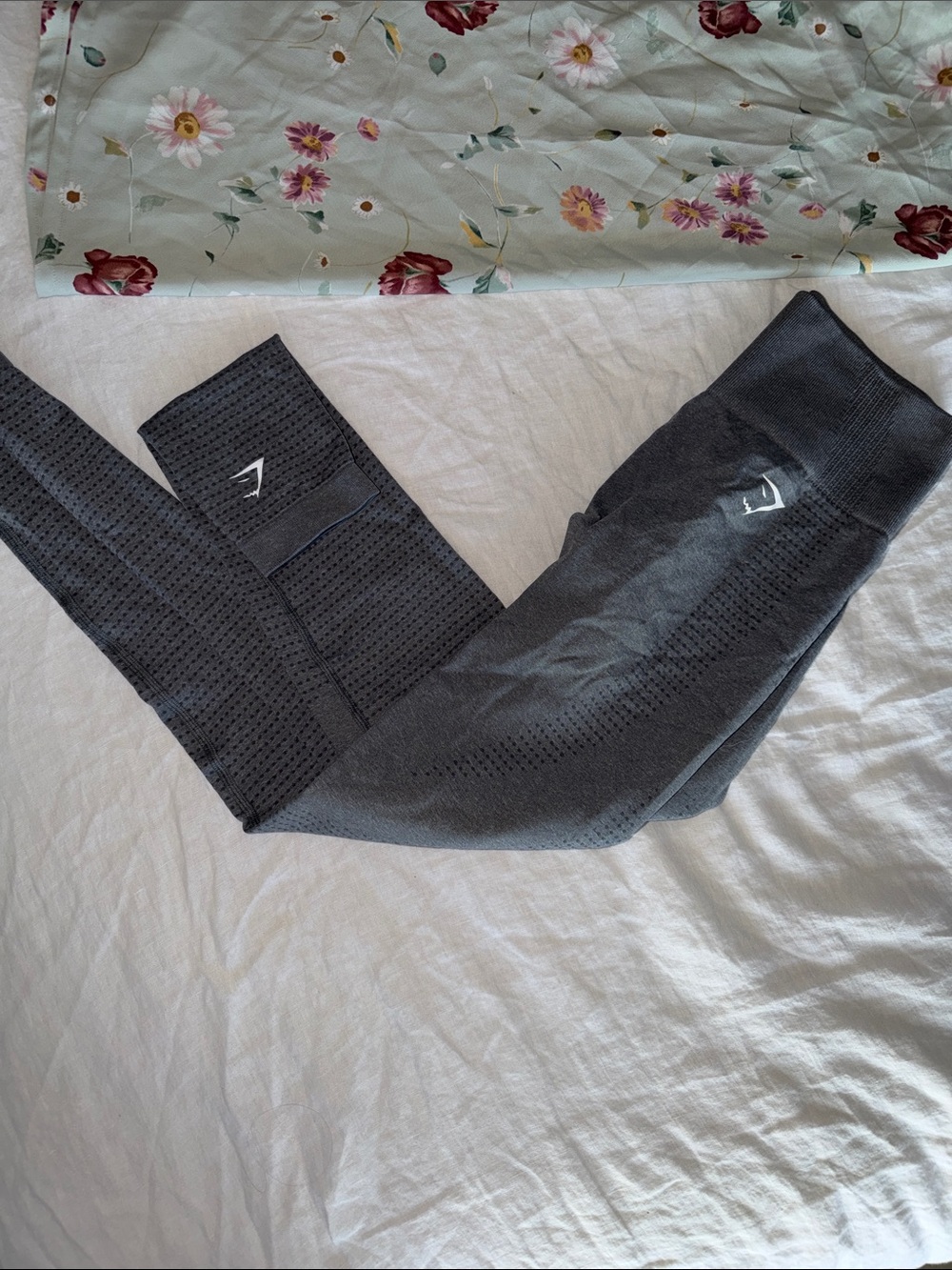 Gymshark - Seamless High-Waist Leggings Color: Charcoal